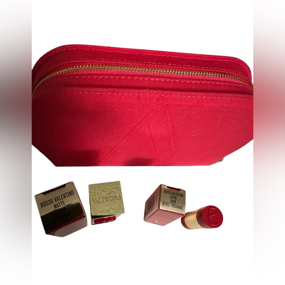 Valentino Lipsticks bundle Matte Blushing Nude 112R/Refill Satin Red 204R Pouch